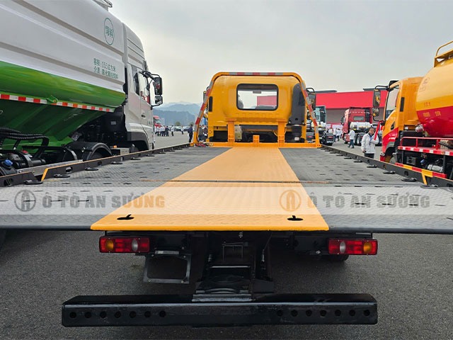 Sàn xe cứu hộ Dongfeng D1L