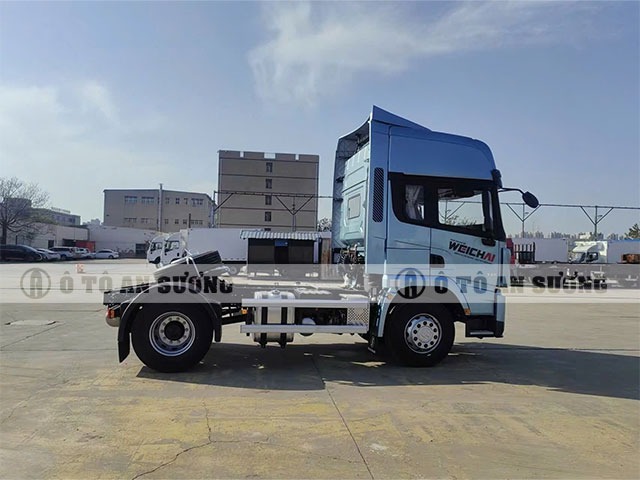 Xe đầu kéo Shacman 1 cầu công năng sử dụng cao