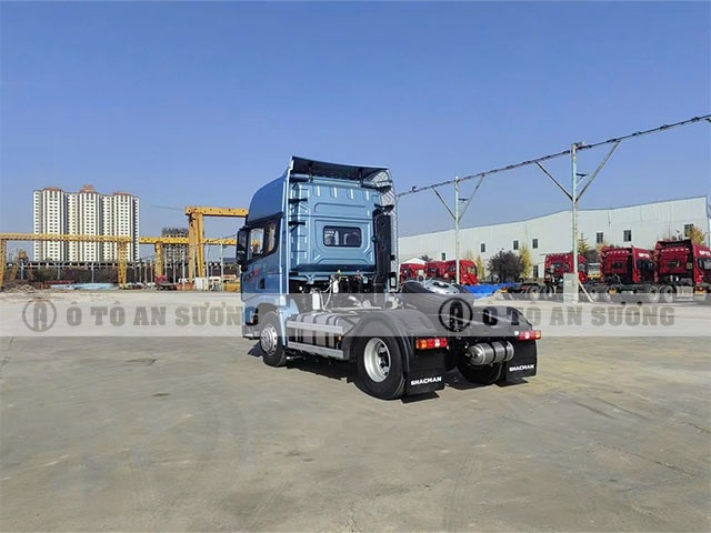 Xe đầu kéo Shacman 1 cầu động cơ Weichai