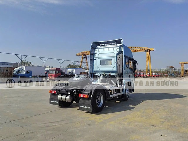 Xe đầu kéo Shacman 1 cầu giá hợp lý