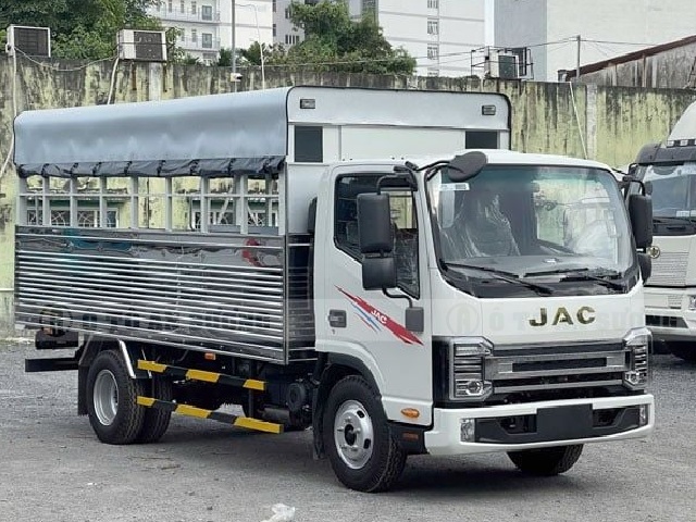 Xe tải JAC tập lái N360S E5 3,6 tấn sản xuất 2025