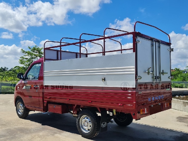 Thùng xe tải Kenbo dài chở được nhiều loại hàng hóa khác nhau