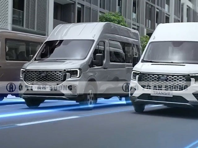 Cập nhật giá bán xe khách Ford Transit