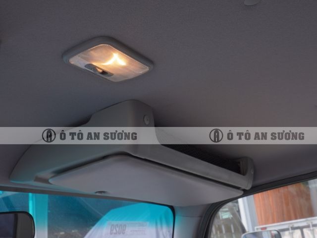 Hệ thống đèn chiếu sáng bên trong xe
