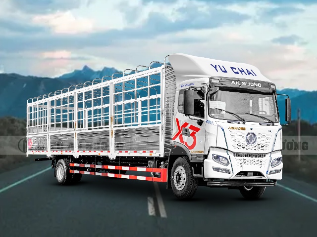 Thùng mui bạt nhập khẩu 10m trên xe tải Dongfeng X3