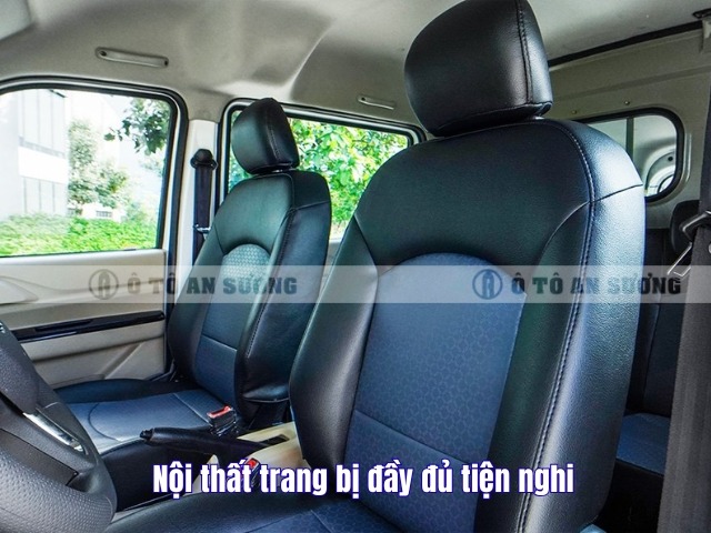 Cấu hình 5 chỗ ngồi với ghế bọc simili cao cấp mang đến sự thoải mái cho tài xế