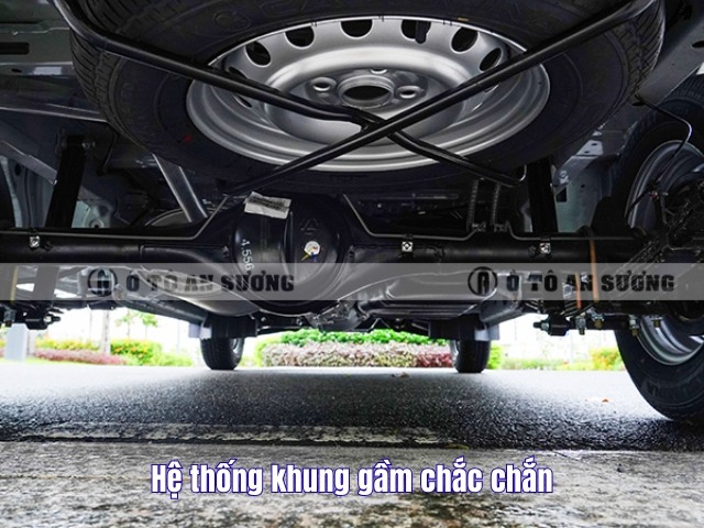 Xe tải van Thaco Towner T02-2.5 5 chỗ có hệ thống khung gầm chắc chắn