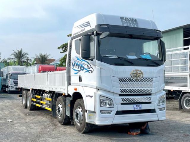 Liên hệ Đại lý An Sương để nhận báo giá xe tải FAW 4 chân JH6