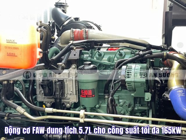 Xe tải FAW JK6 7T5 sử dụng động cơ FAW cho công suất tối đa 165 kW