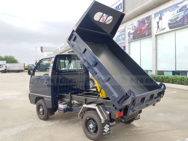 Xe ben 500kg có lợi thế dễ di chuyển trong đường hẹp, khu dân cư