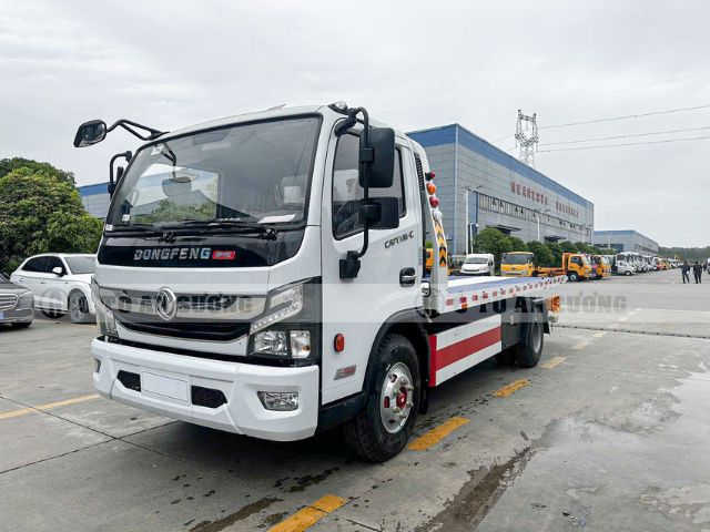 Liên hệ ngay Hotline 0938.211.355 để nhận báo giá xe cứu hộ Dongfeng 2 chức năng