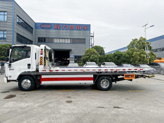 Xe cứu hộ giao thông 2 chức năng Isuzu 5.5 tấn sàn 6m4
