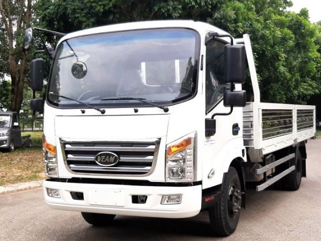 Đầu cabin được bo cong theo hướng khí động học