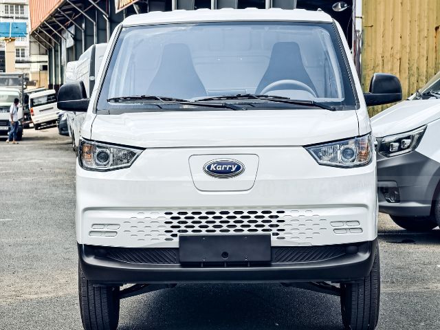Ngoại hình mạnh mẽ của xe tải van điện Karry E5 2 chỗ