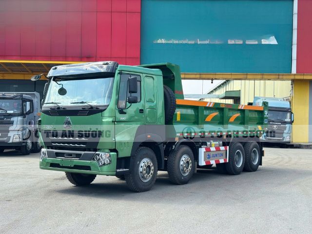 Xe ben Howo 4 chân V7G đời 2026