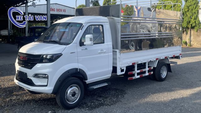 Ngoại hình bên ngoài xe tải SRM S6