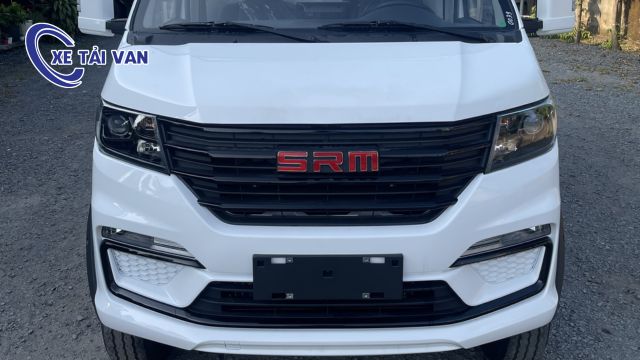 Logo SRM ở mặt calang nổi bật