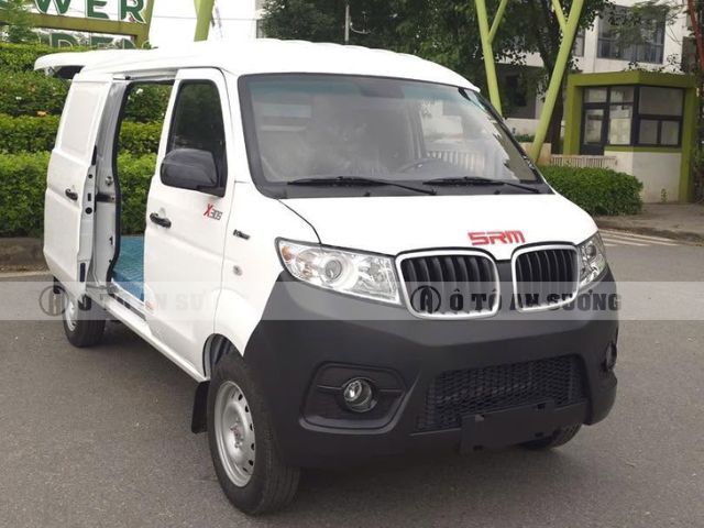 Phía sau xe tải van chở hàng SRM X30S 2 chỗ