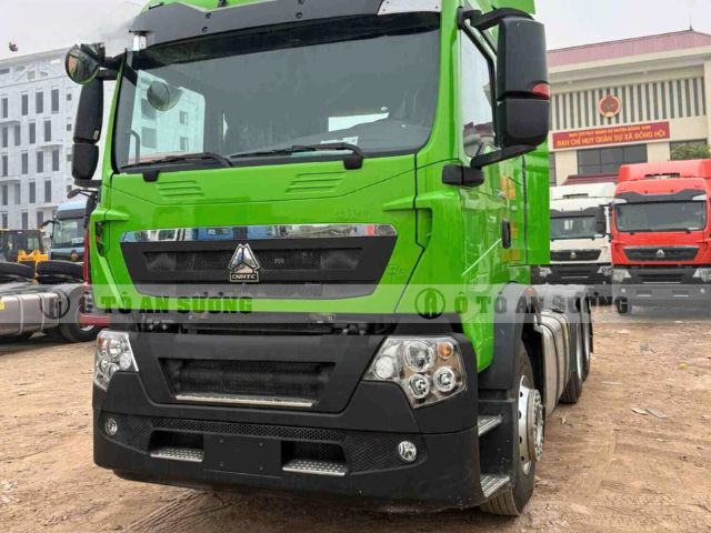 Xe đầu kéo Howo TX 400hp trang bị hệ thống gương cỡ lớn